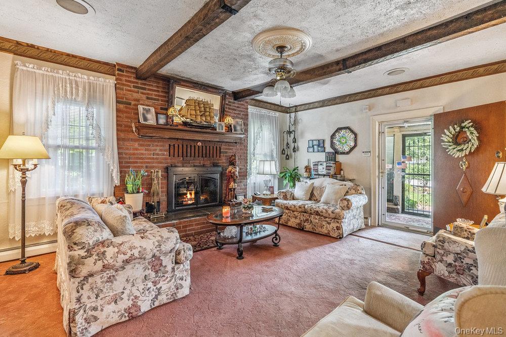 6 Valentine Avenue