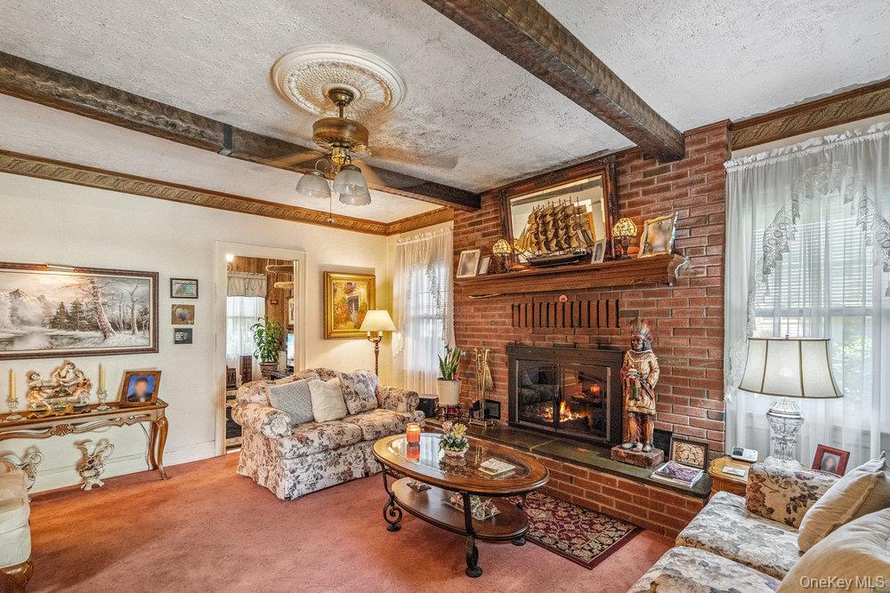 6 Valentine Avenue