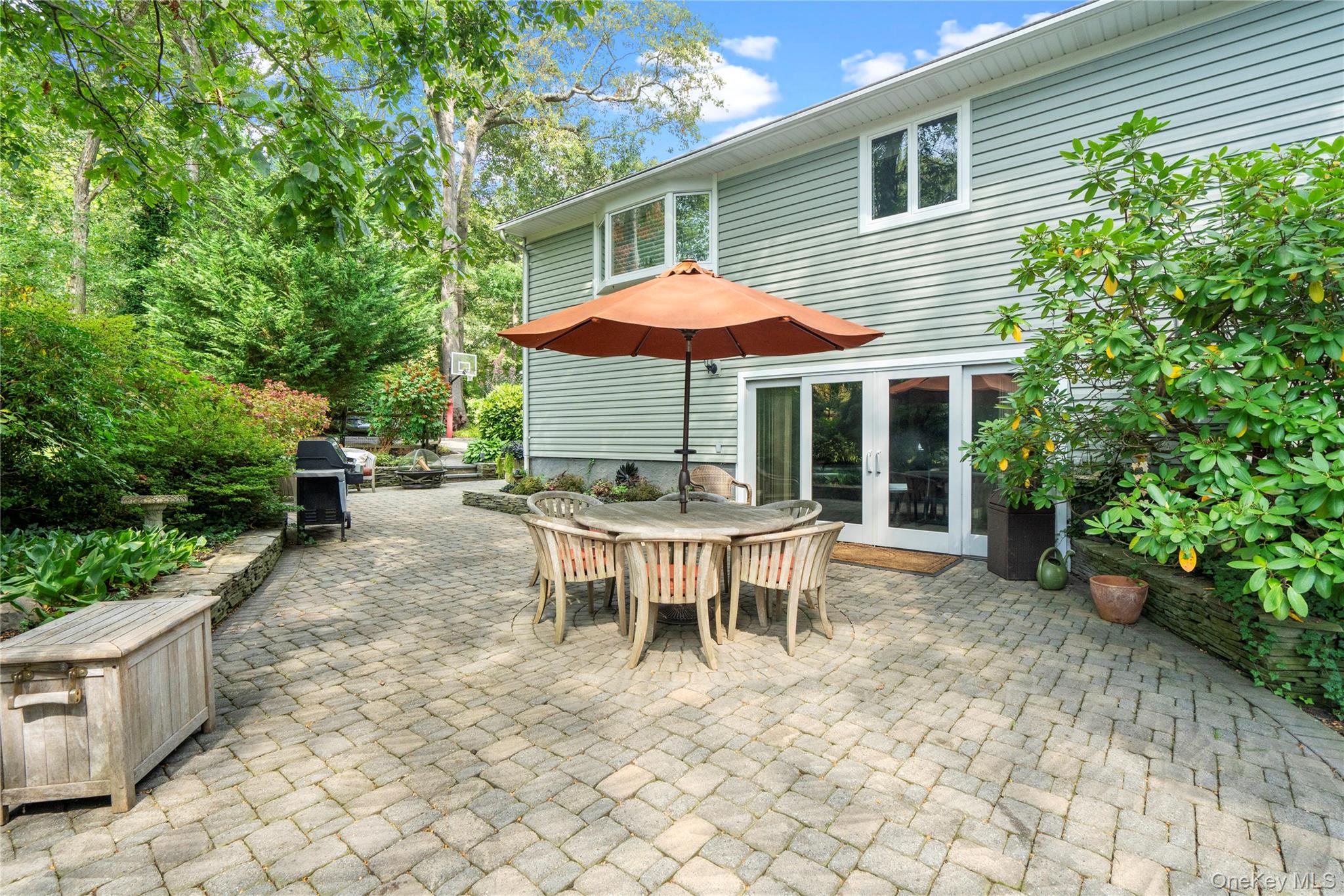 25 Surry Hill Place