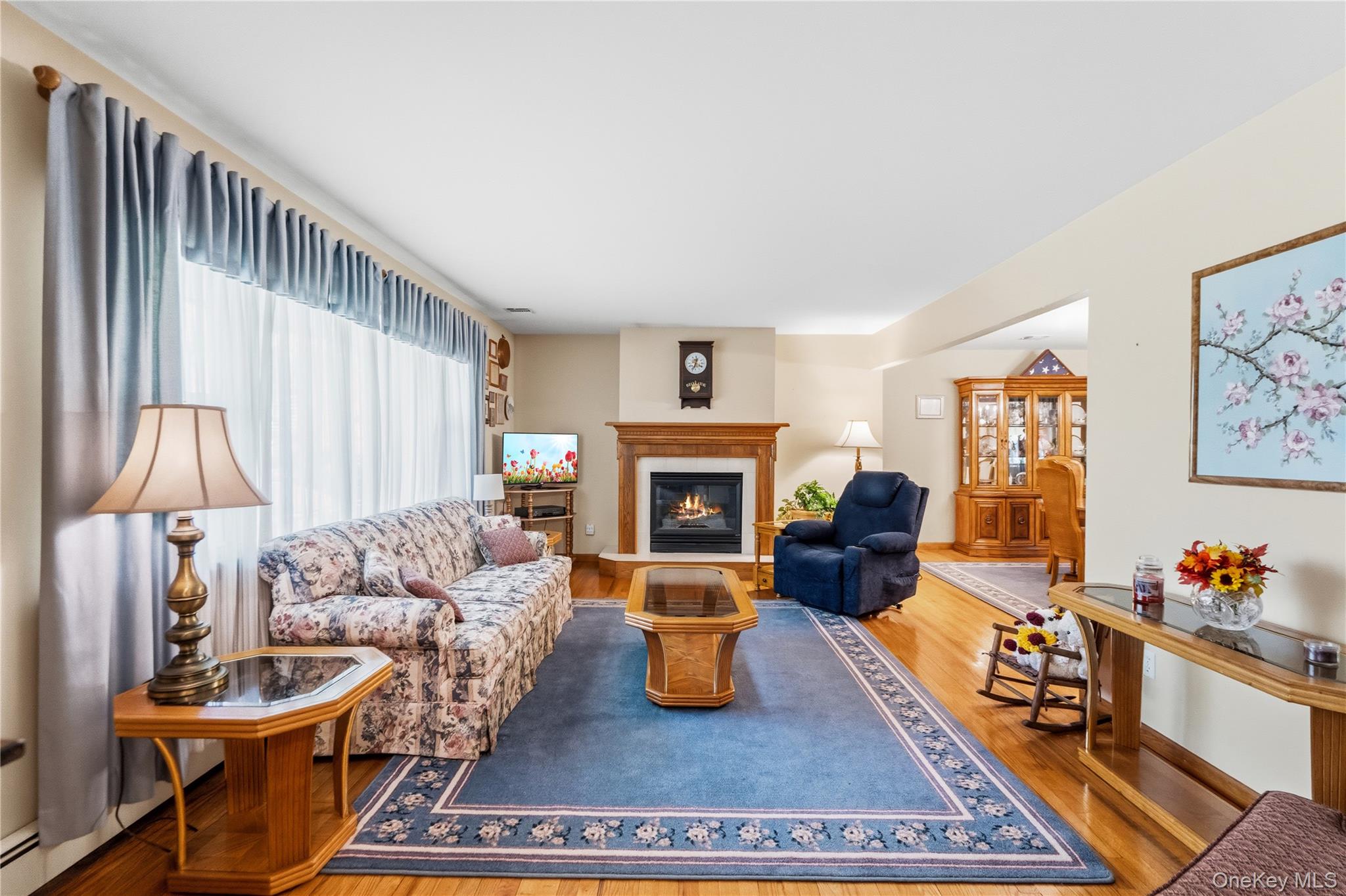 6 Canterbury Court