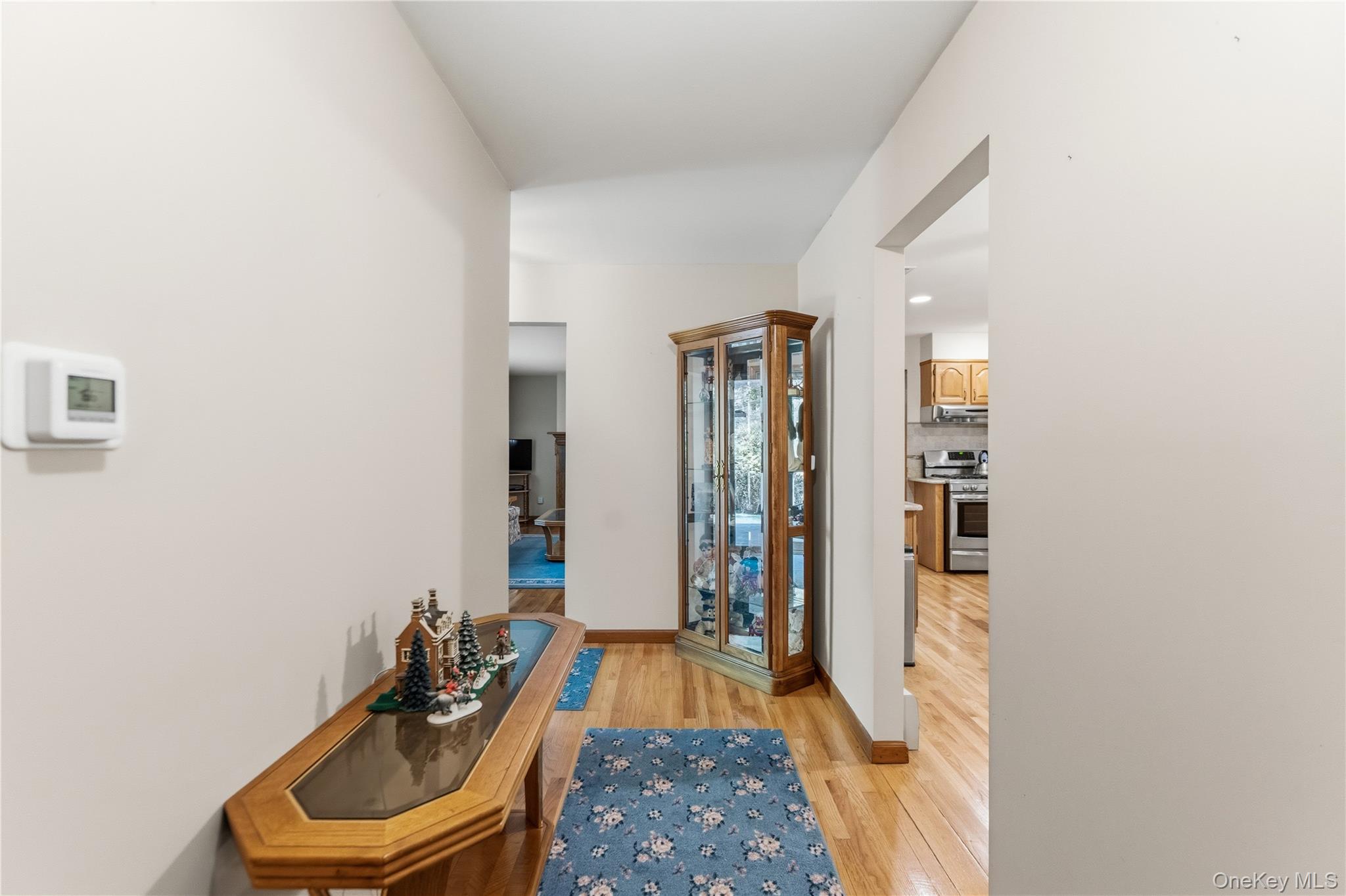 6 Canterbury Court