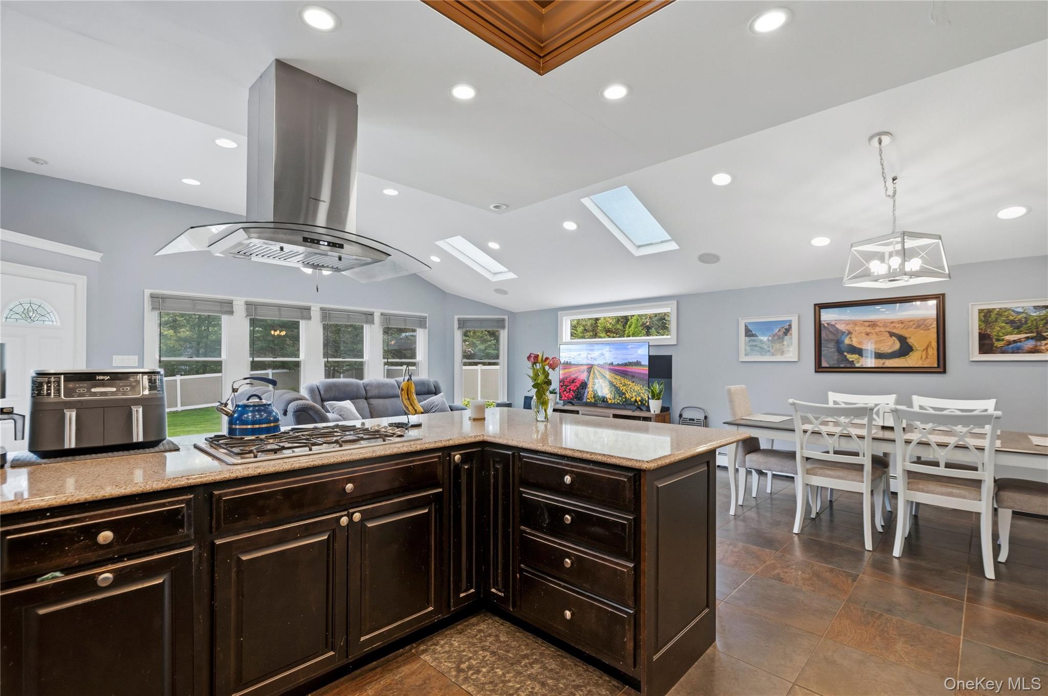12 Buccaneer Lane