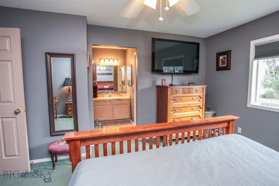 306 S Yellowstone Avenue