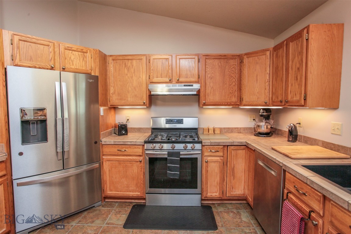 306 S Yellowstone Avenue