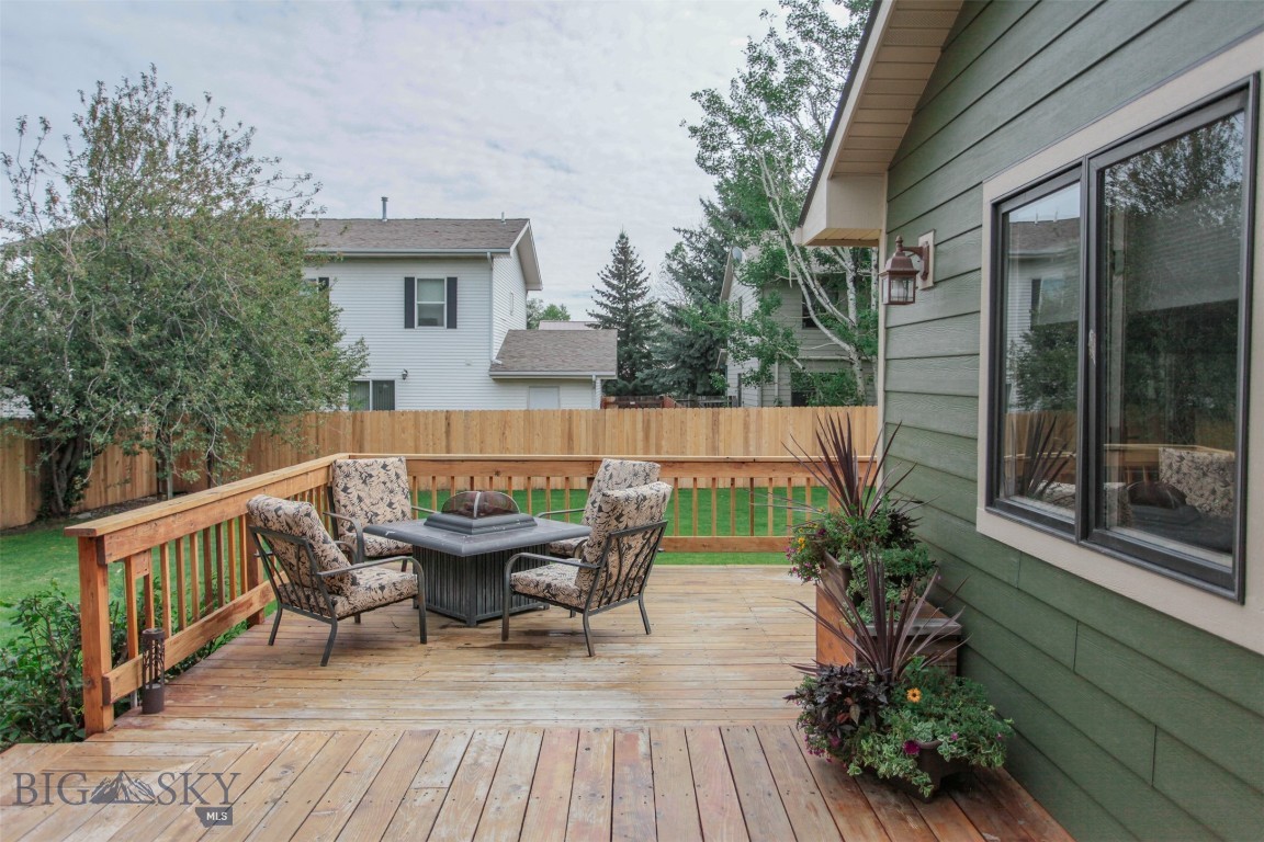 306 S Yellowstone Avenue