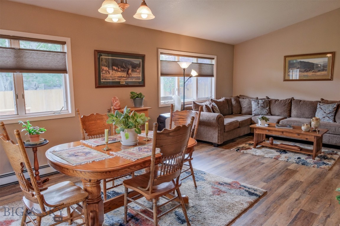 306 S Yellowstone Avenue