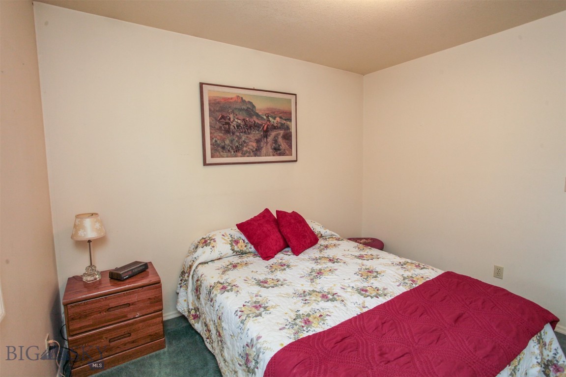 306 S Yellowstone Avenue