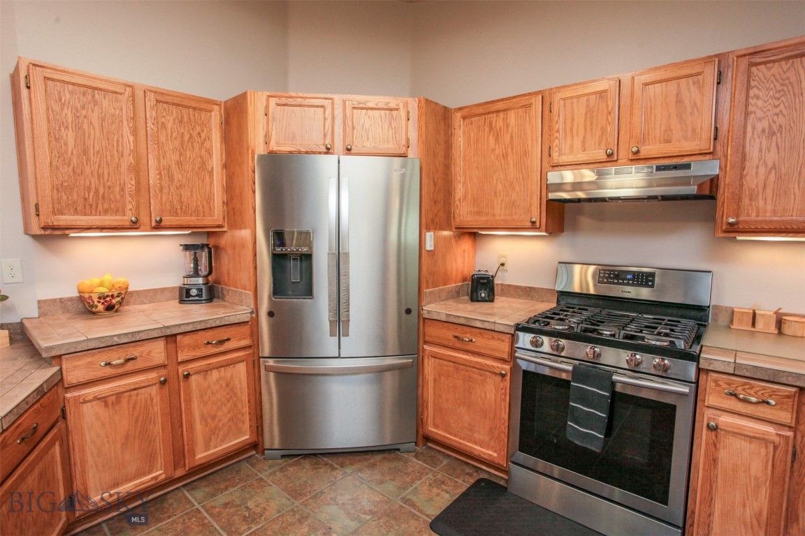 306 S Yellowstone Avenue