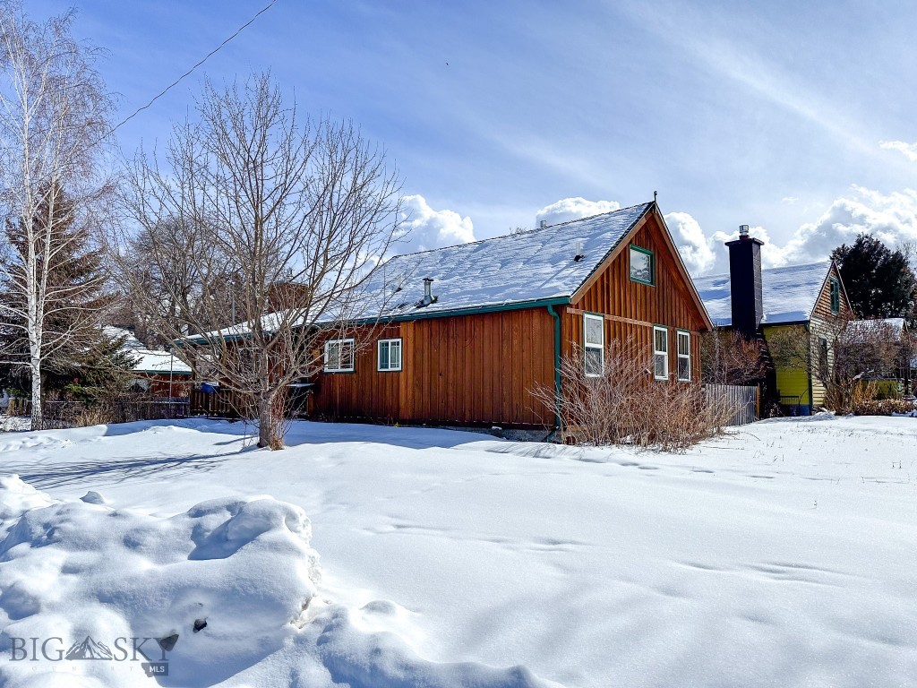 624 N Willson Avenue