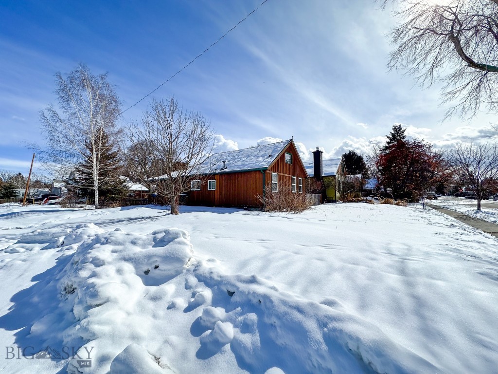 624 N Willson Avenue