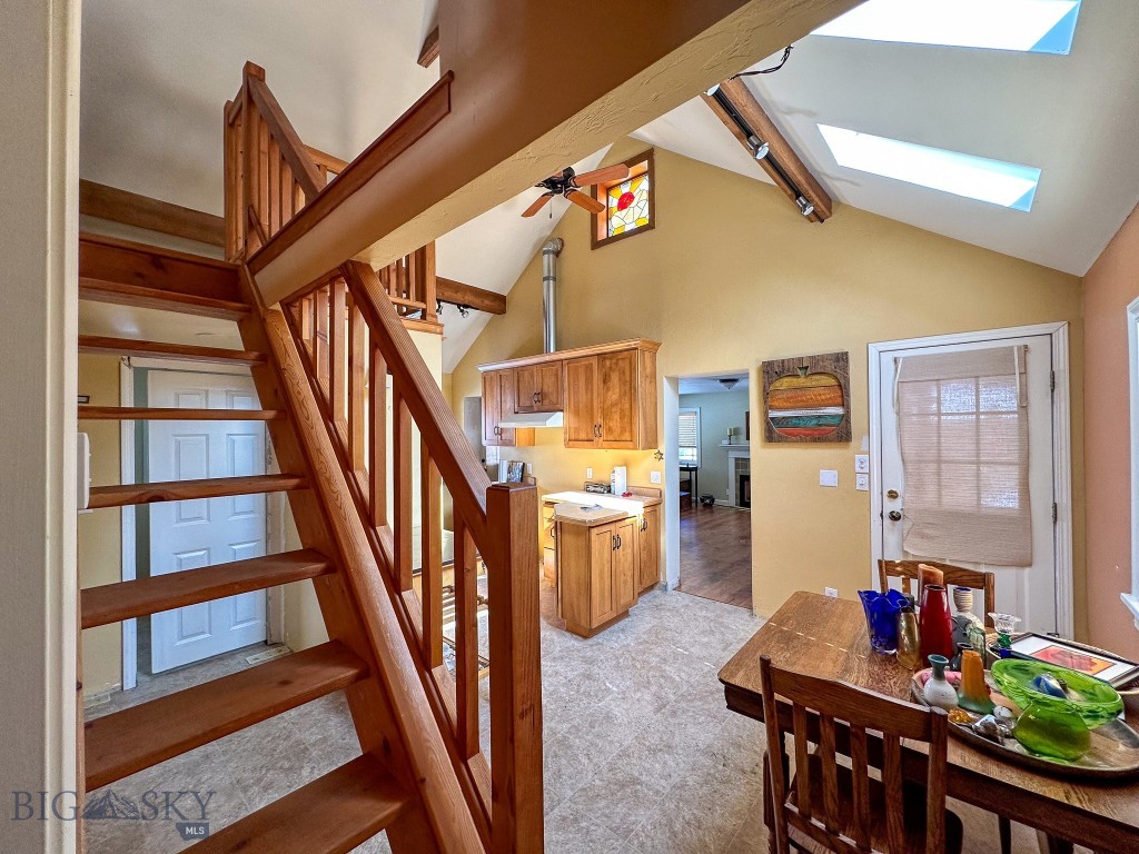 624 N Willson Avenue