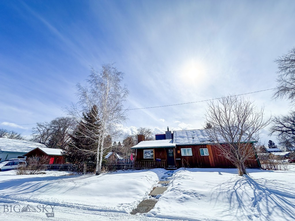 624 N Willson Avenue