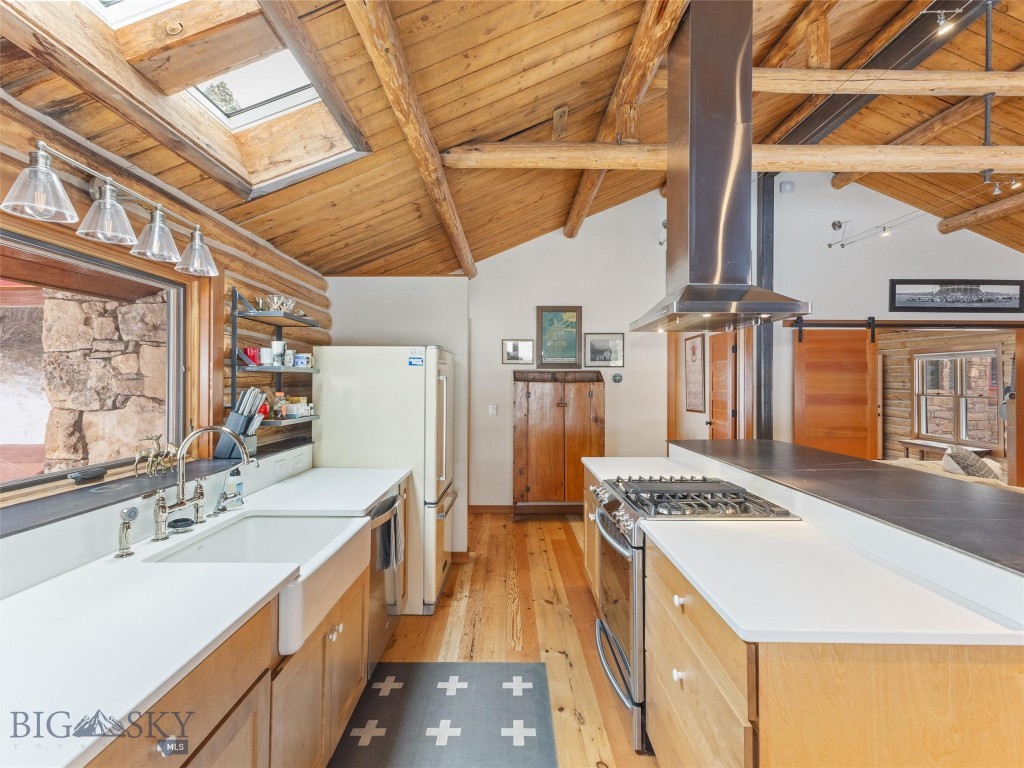 3462 Bear Canyon Road