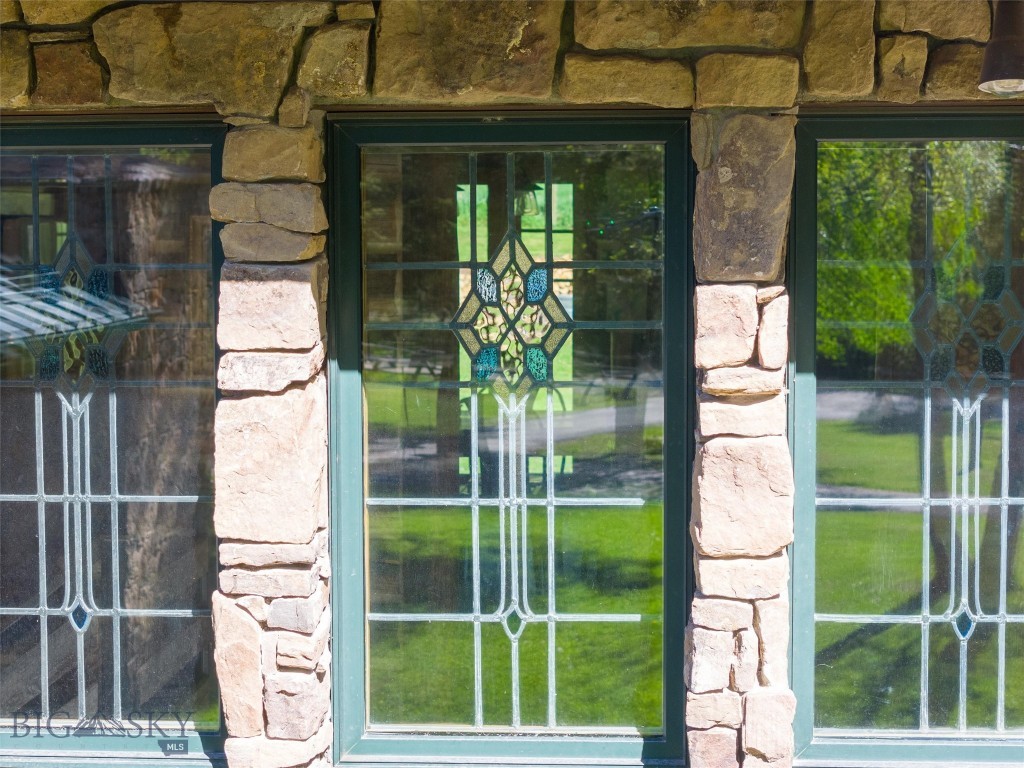 3462 Bear Canyon Road