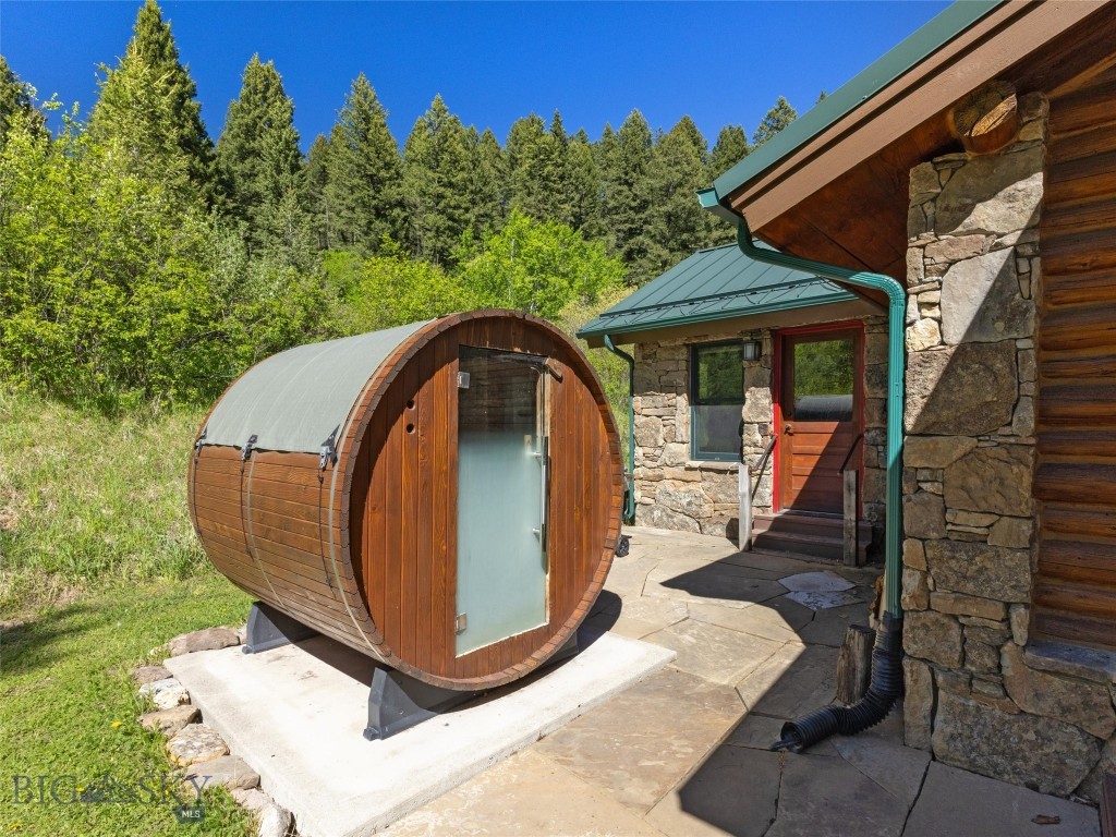 3462 Bear Canyon Road