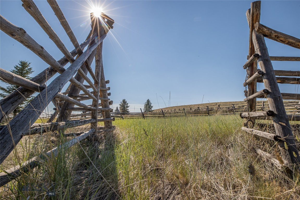 240 Meken Ranch Road