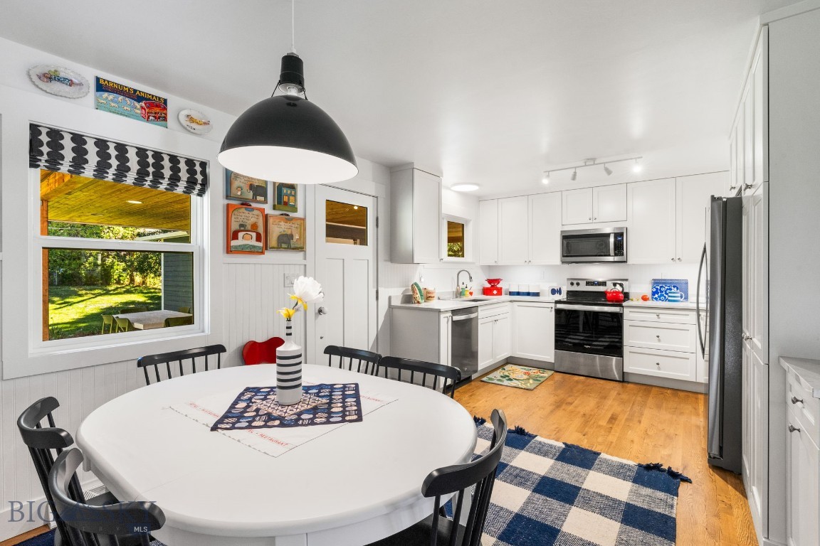 1014 E Babcock Street