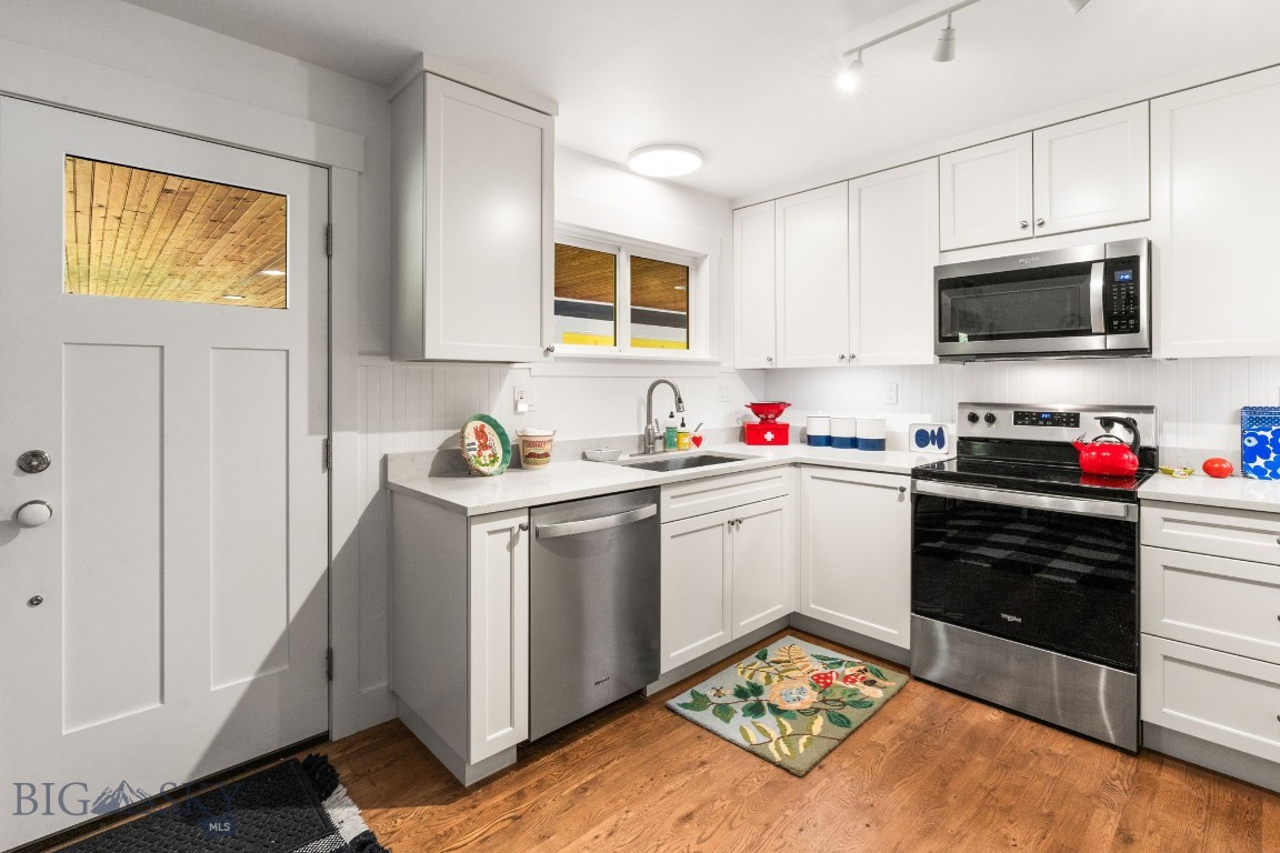 1014 E Babcock Street