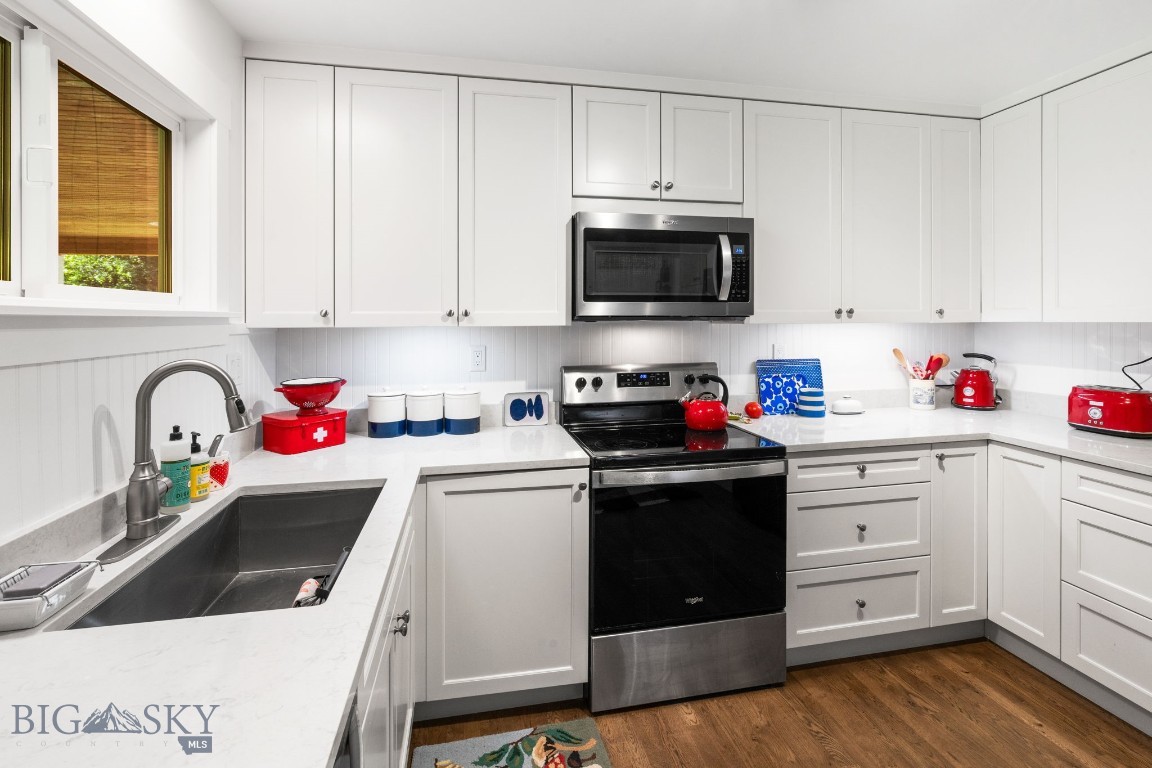 1014 E Babcock Street