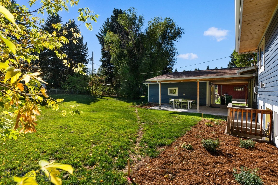 1014 E Babcock Street