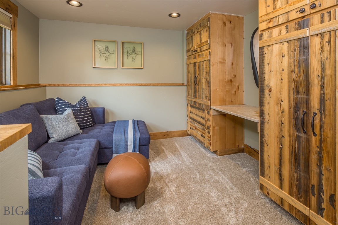 5933 Monforton School Road