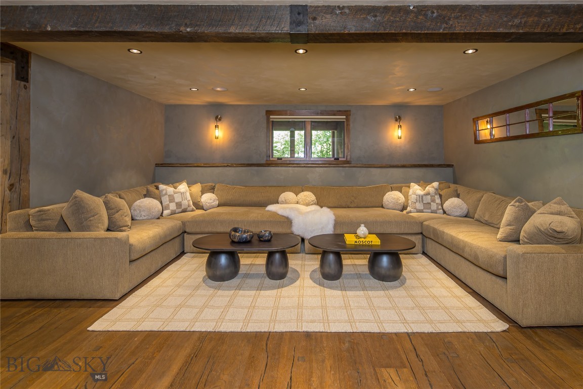 5933 Monforton School Road