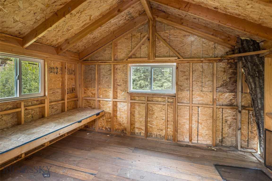 5933 Monforton School Road