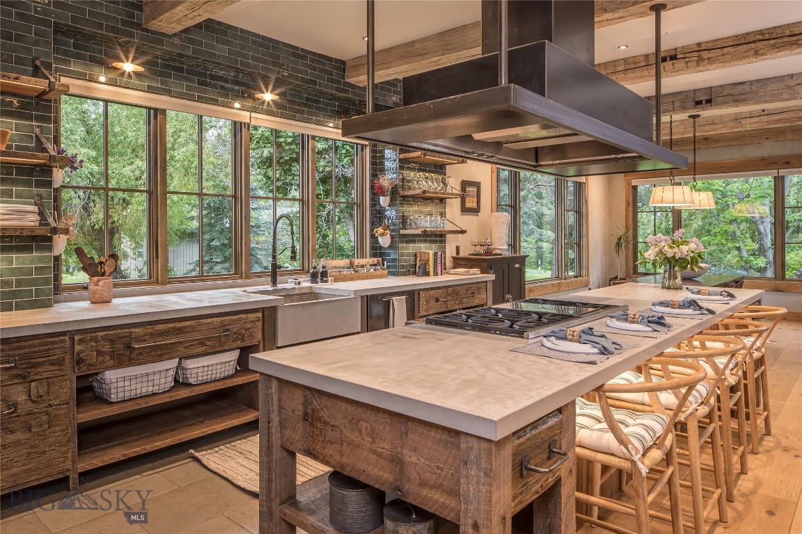 5933 Monforton School Road