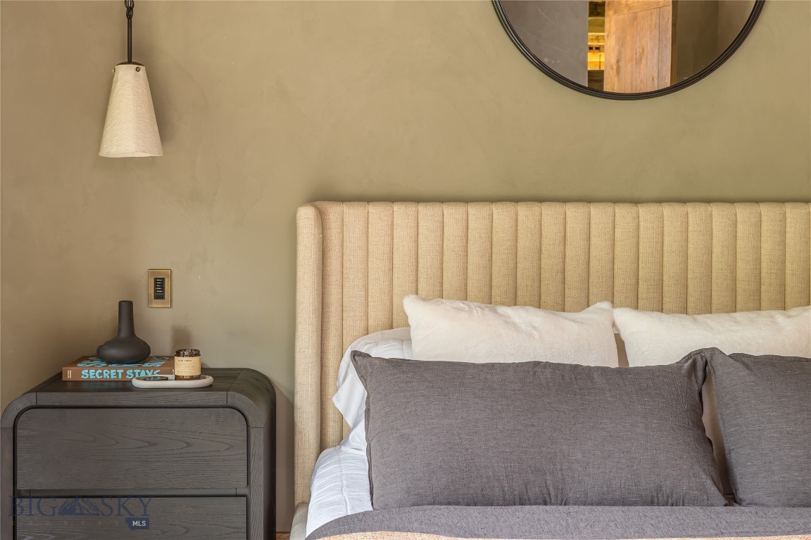 5933 Monforton School Road