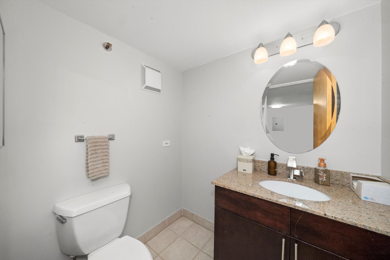 1727 S Indiana Avenue Unit: 116