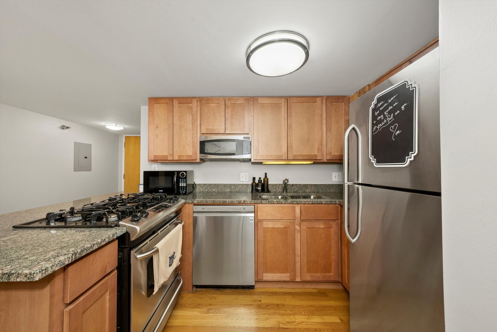 1727 S Indiana Avenue Unit: 116