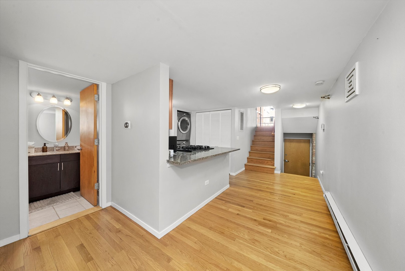 1727 S Indiana Avenue Unit: 116