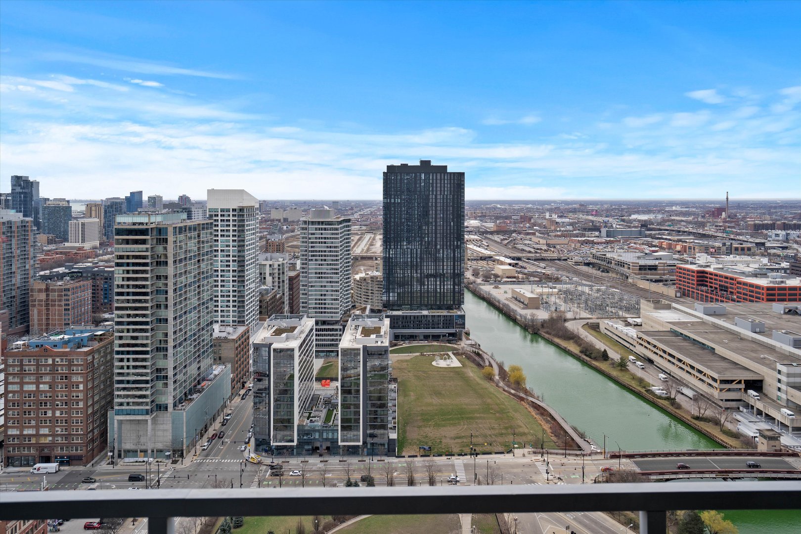 235 W Van Buren Street Unit: 3507