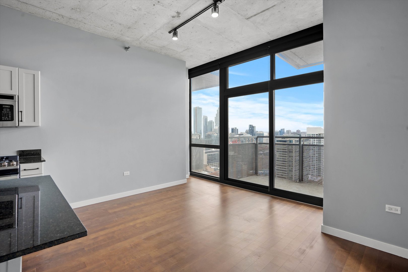 235 W Van Buren Street Unit: 3507