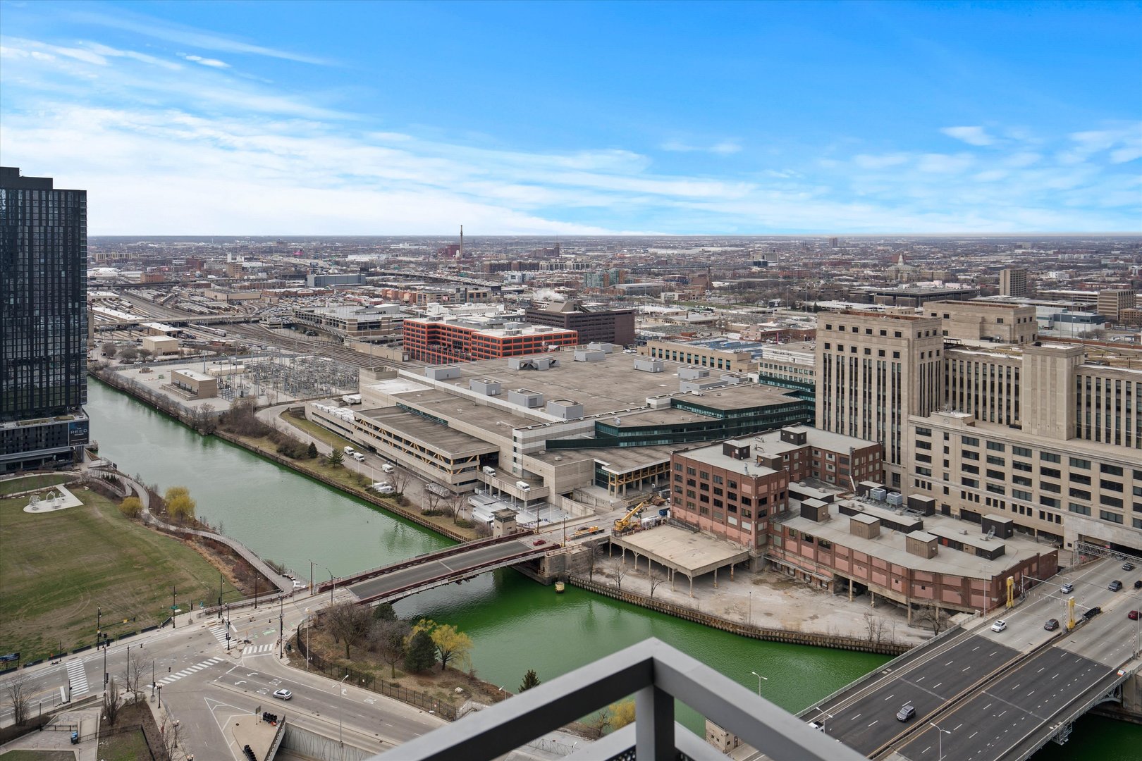 235 W Van Buren Street Unit: 3507