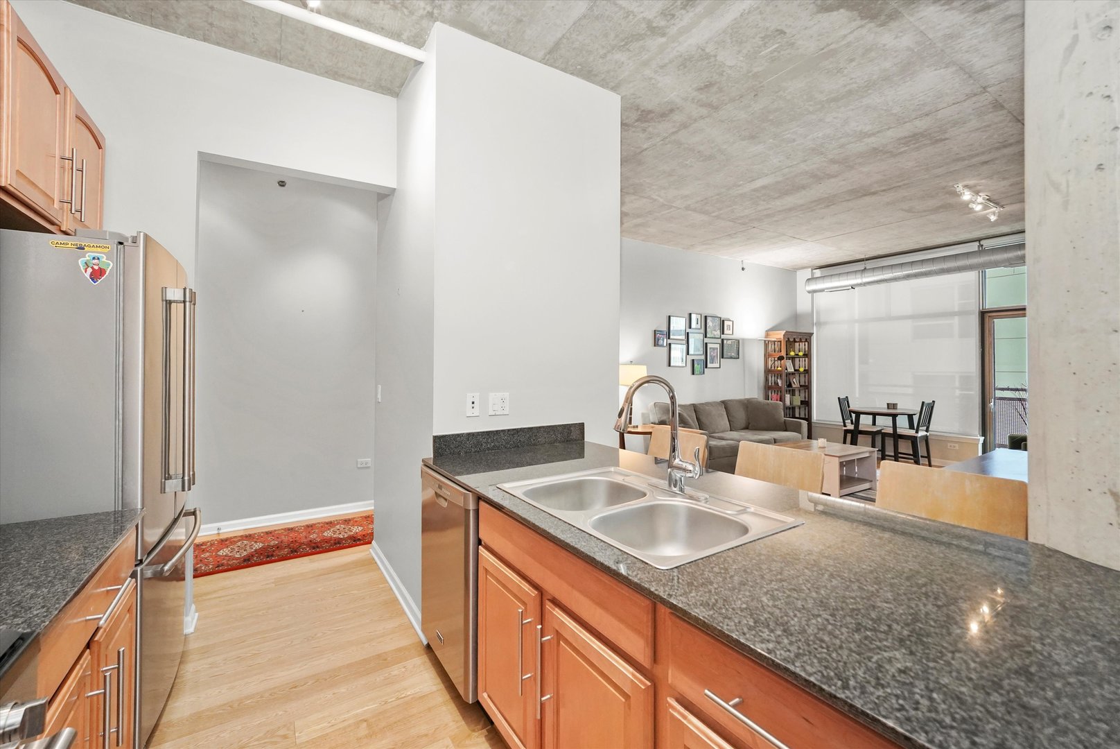 125 E 13TH Street Unit: 515