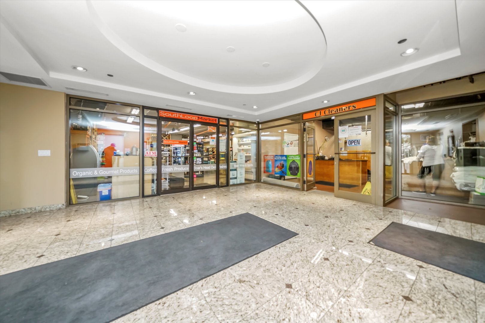 125 E 13TH Street Unit: 515