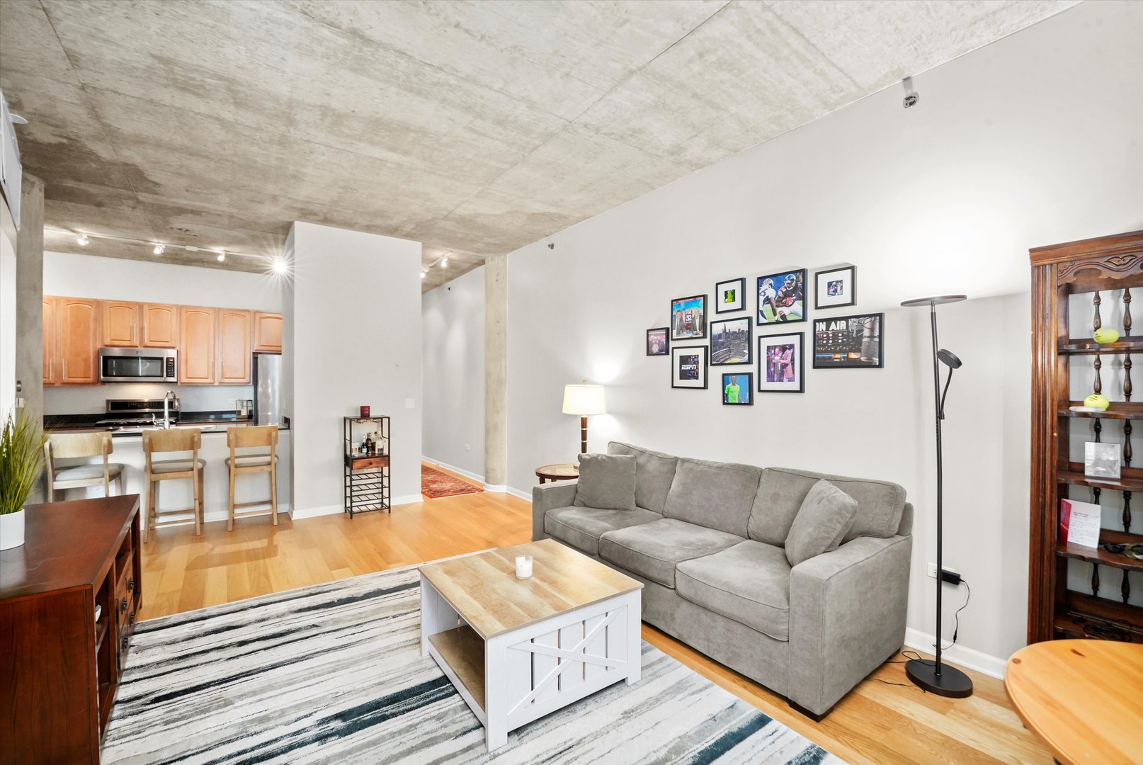125 E 13TH Street Unit: 515