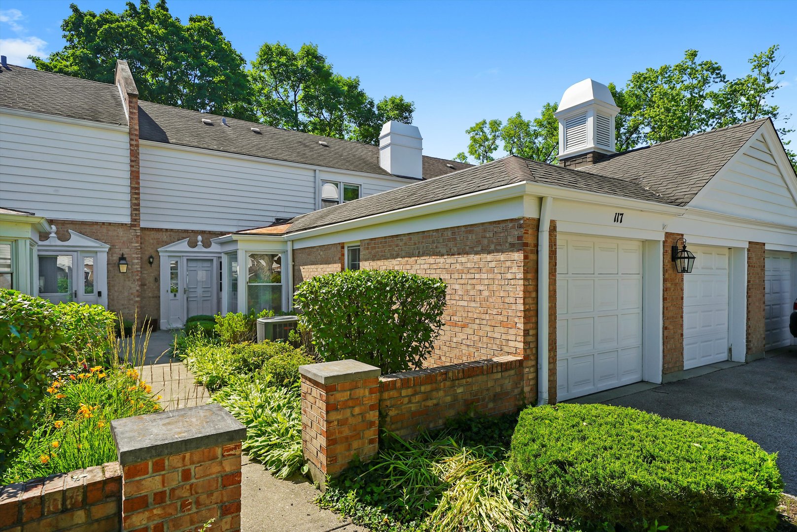 117 RIVERSHIRE Lane