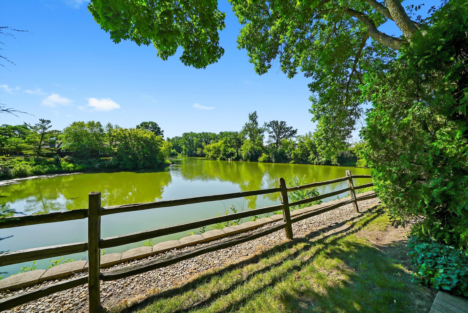 117 RIVERSHIRE Lane