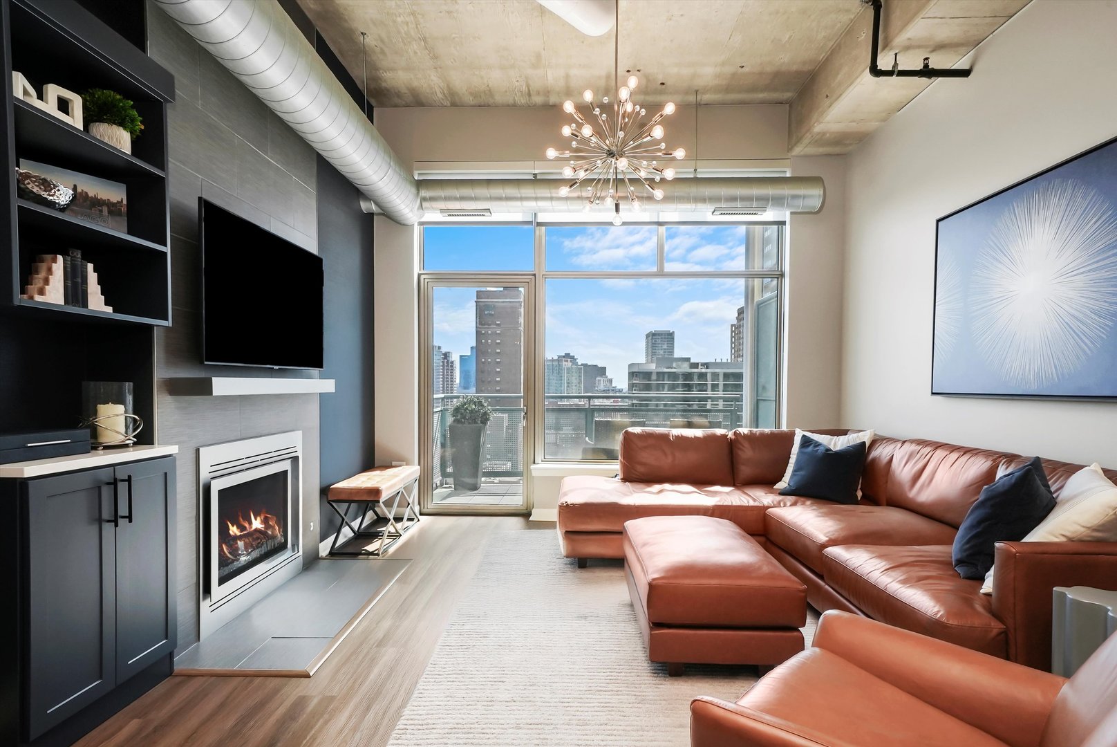 125 E 13TH Street Unit: 1311
