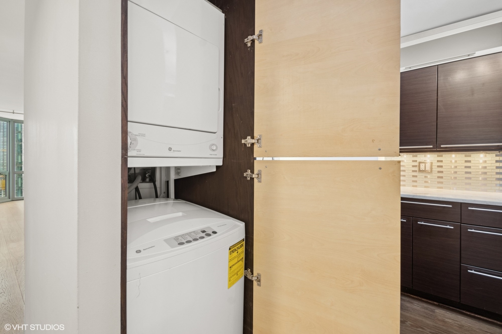 195 N Harbor Drive Unit: 2908