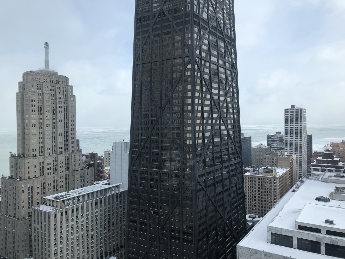 111 E Chestnut Street Unit: 38F