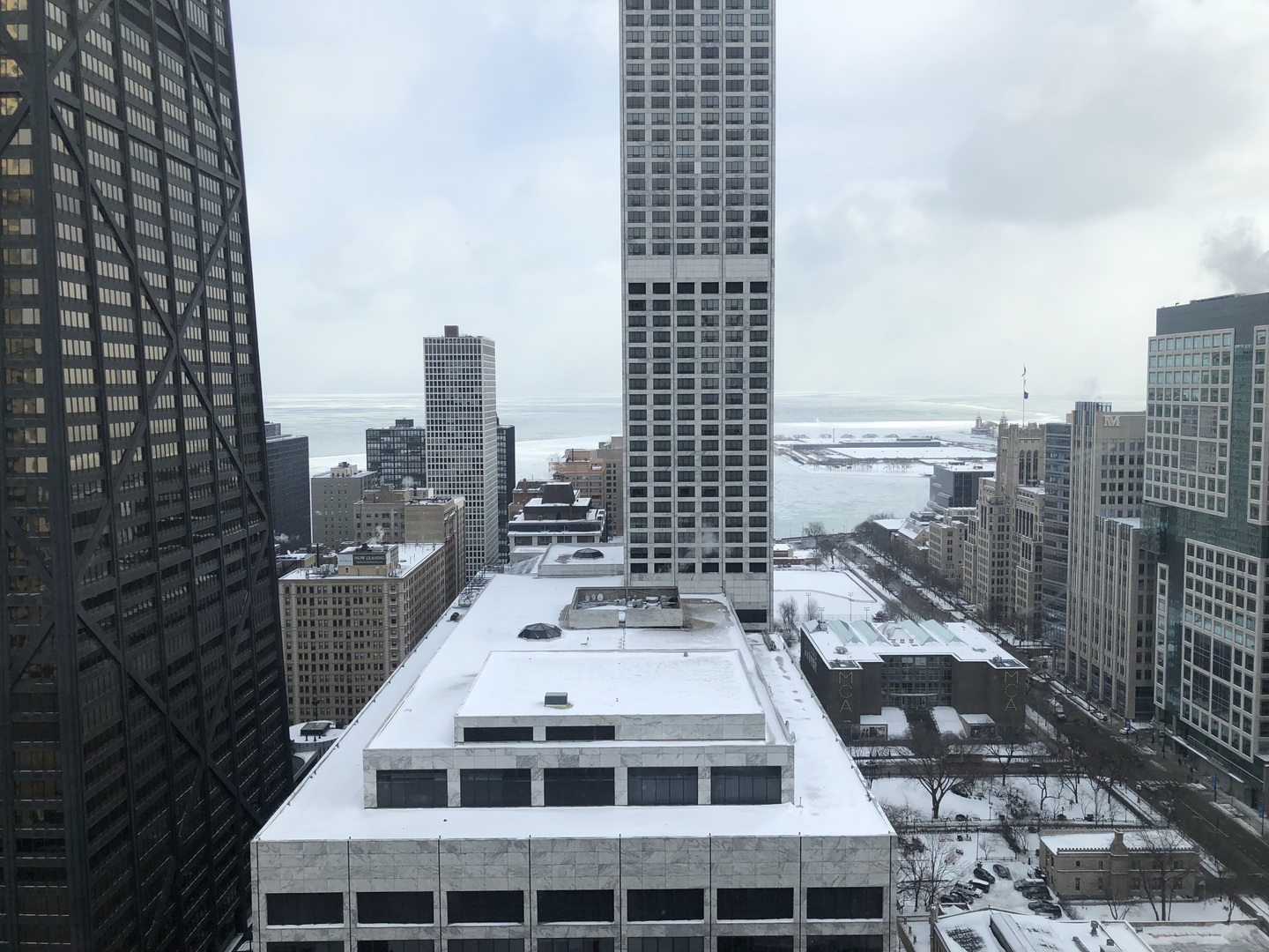 111 E Chestnut Street Unit: 38F