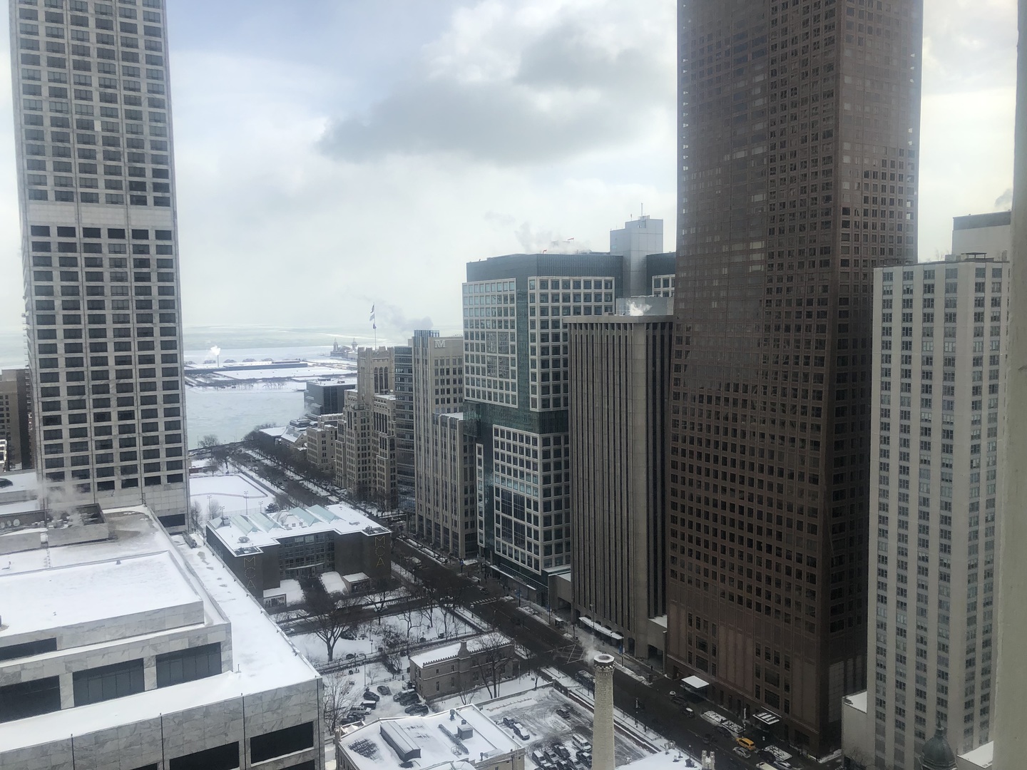 111 E Chestnut Street Unit: 38F