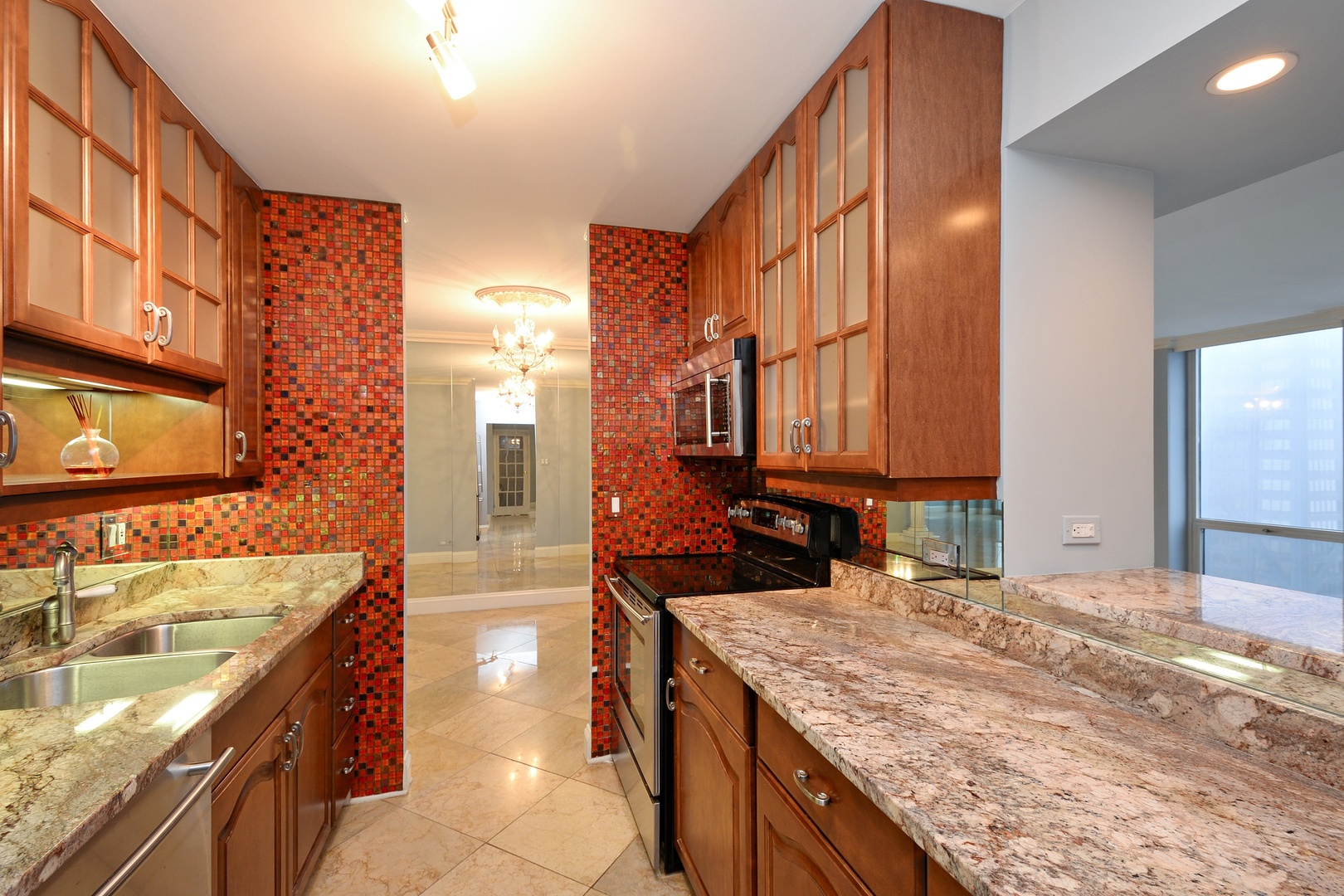 111 E Chestnut Street Unit: 38F