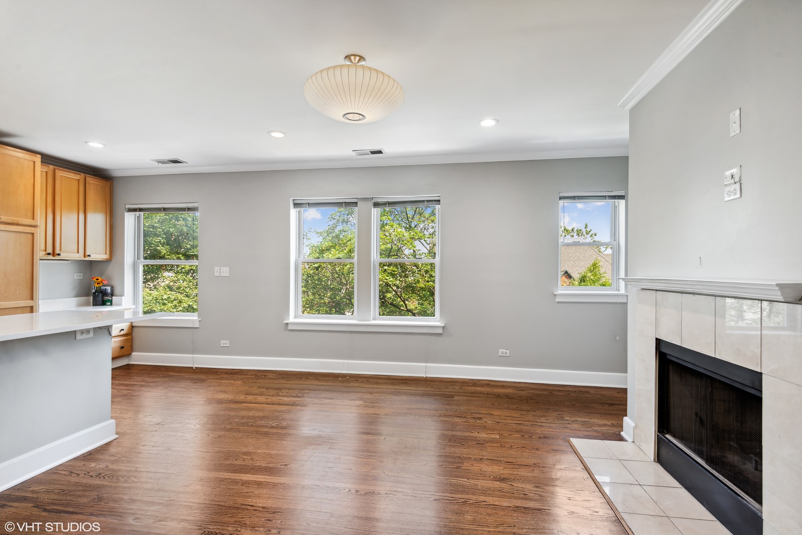 3456 N Janssen Avenue Unit: G3