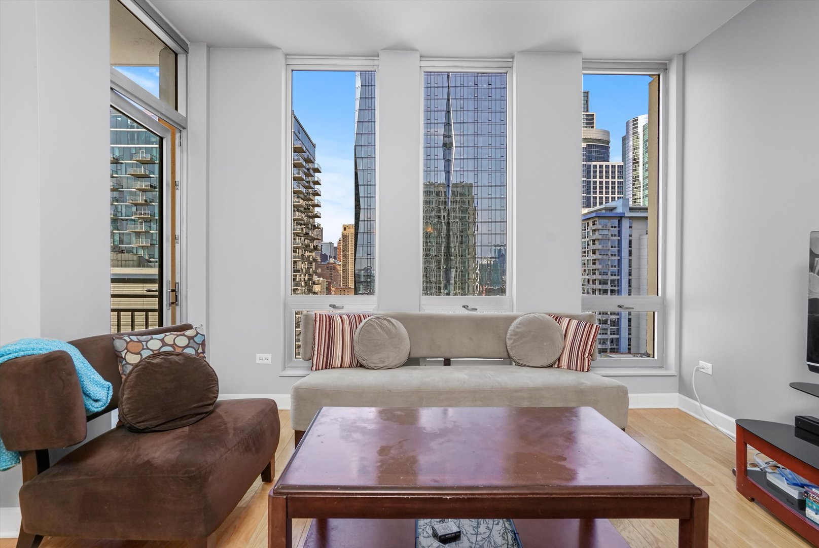 1400 S Michigan Avenue Unit: 1709