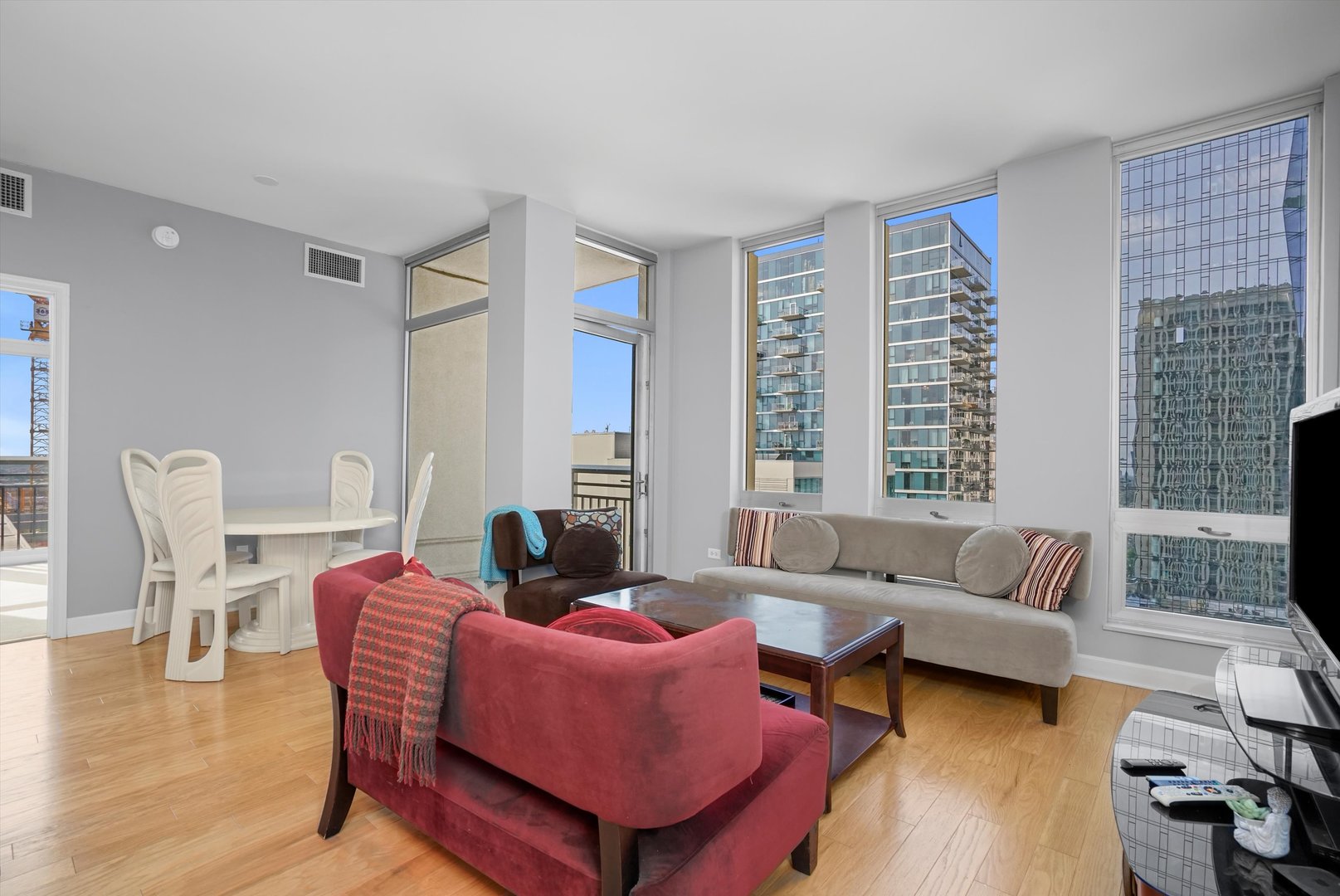 1400 S Michigan Avenue Unit: 1709
