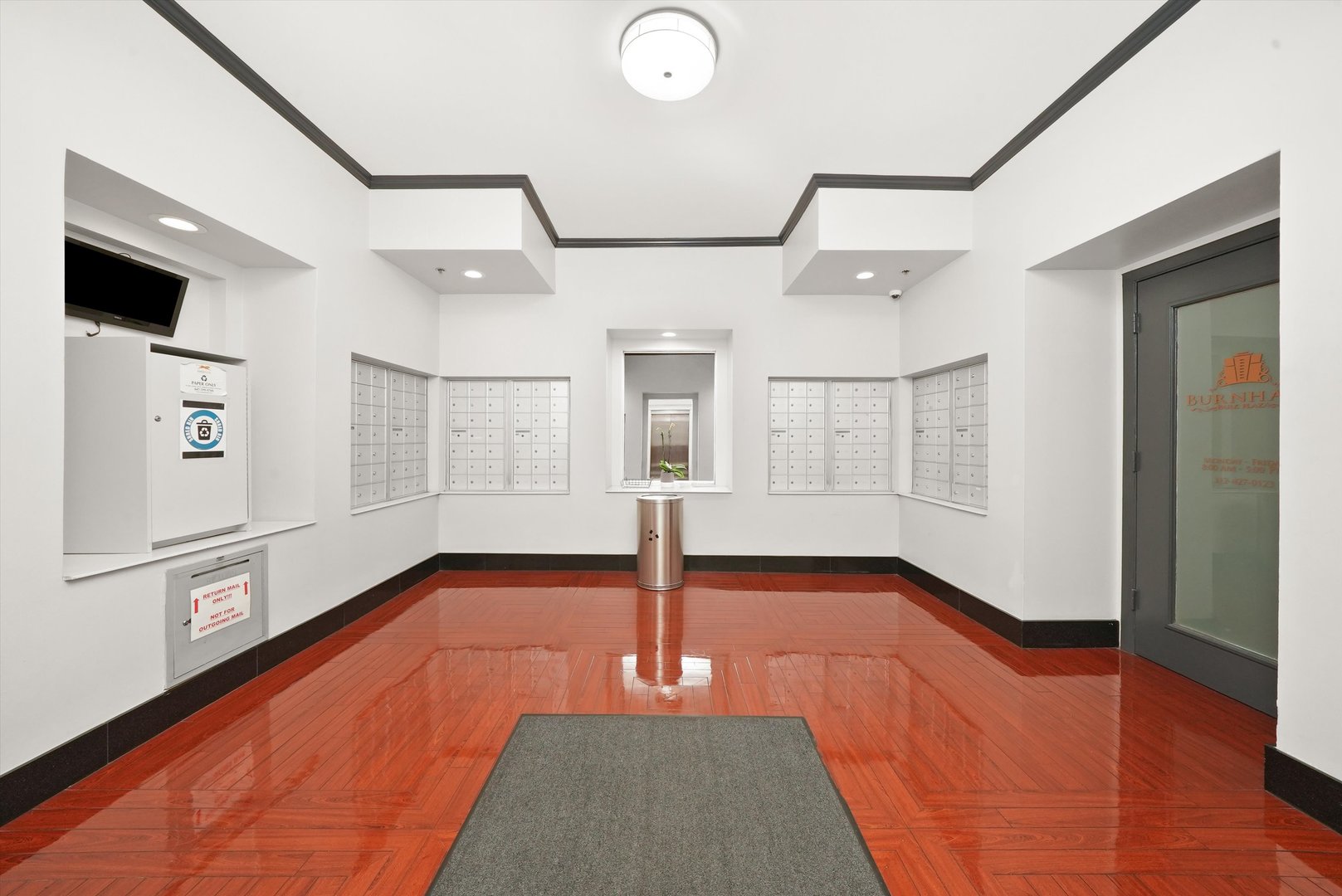 40 E 9TH Street Unit: 1201